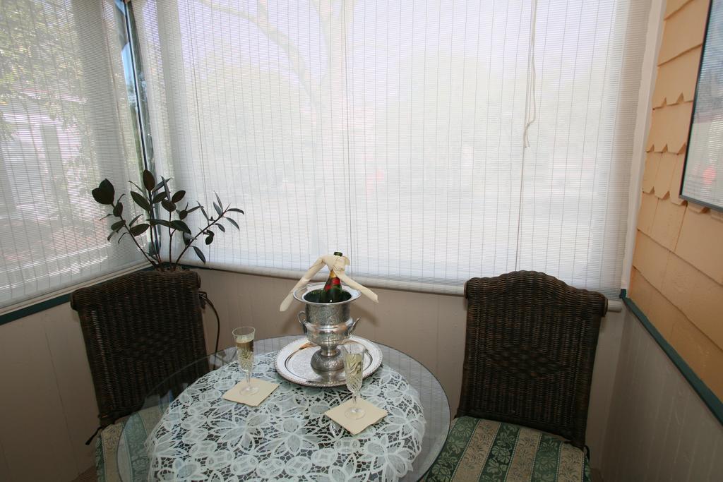 C.W. Worth House Bed And Breakfast Wilmington Szoba fotó