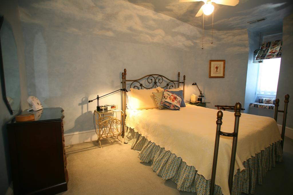 C.W. Worth House Bed And Breakfast Wilmington Szoba fotó