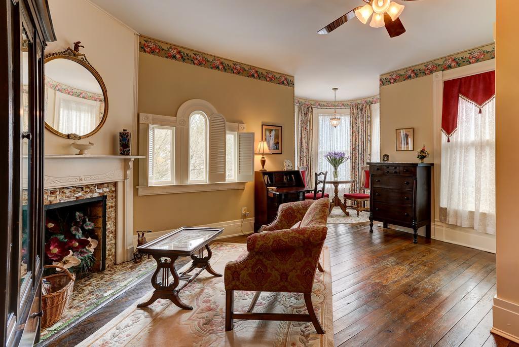 C.W. Worth House Bed And Breakfast Wilmington Szoba fotó